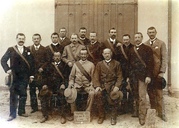 1899
Gruppenfoto des Vorstands, Hauptmann Wilhelm Pitz I.